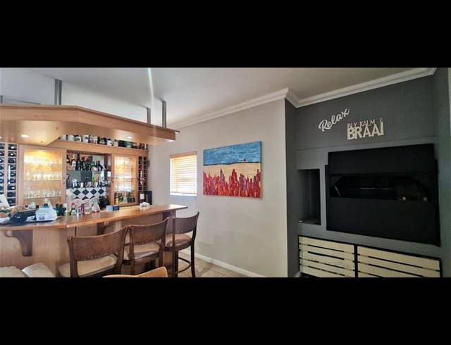 5 BEDROOM HOUSE FOR SALE IN MYBURGH PARK